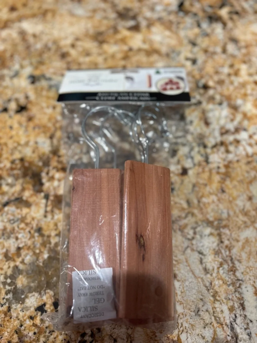Cedar Wood Closet Hangers - Natural Cedar